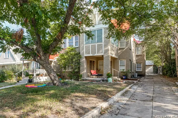217 Allensworth St, San Antonio, TX 78209