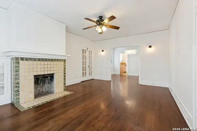 217 Allensworth St, San Antonio, TX 78209 - #2