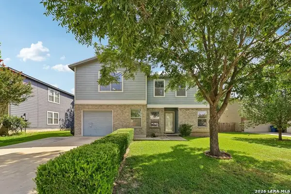 620 Northlake Dr, New Braunfels, TX 78130
