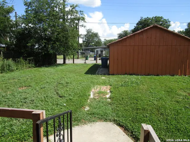 638 Canton, San Antonio, TX 78202 - #2
