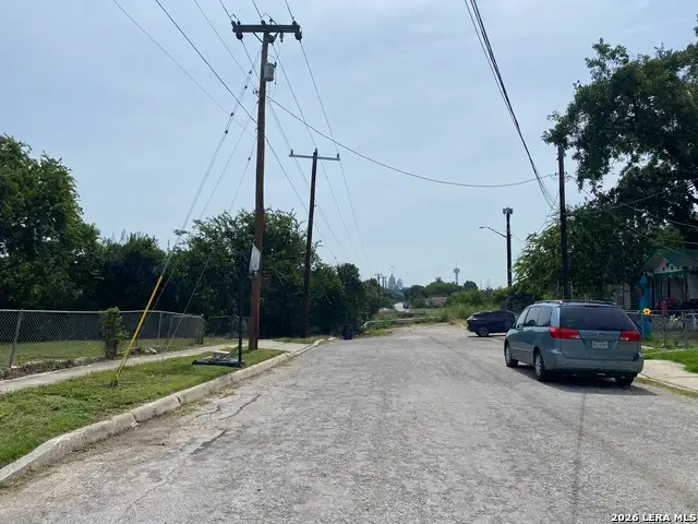 1315 Monterey St, San Antonio, TX 78207 - #2