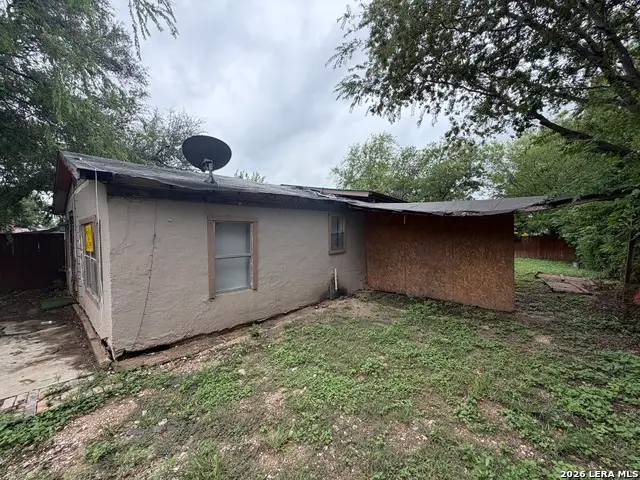 443 N San Ignacio Ave, San Antonio, TX 78228 - #2