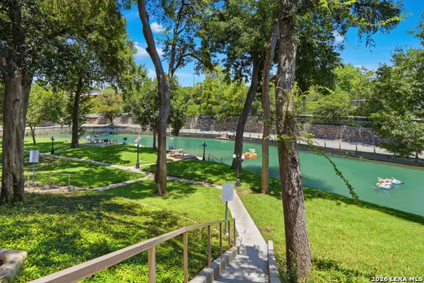 365 S Gilbert Ave # 365, New Braunfels, TX 78130