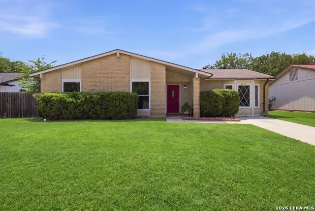 5943 Cliff Valley Dr, San Antonio, TX 78250 - #1