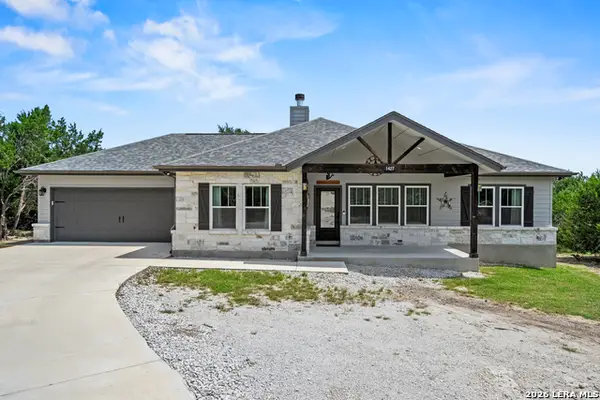 1427 Birch Ln, Fischer, TX 78623