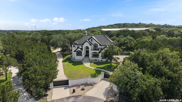 9314 Schoolhouse Rd, San Antonio, TX 78255