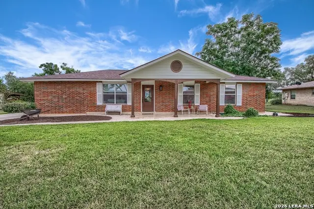 127 Hillcrest Dr, La Vernia, TX 78121 - #1
