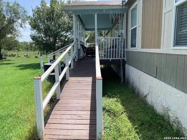 519 E 6714 E, Natalia, TX 78059 - #2