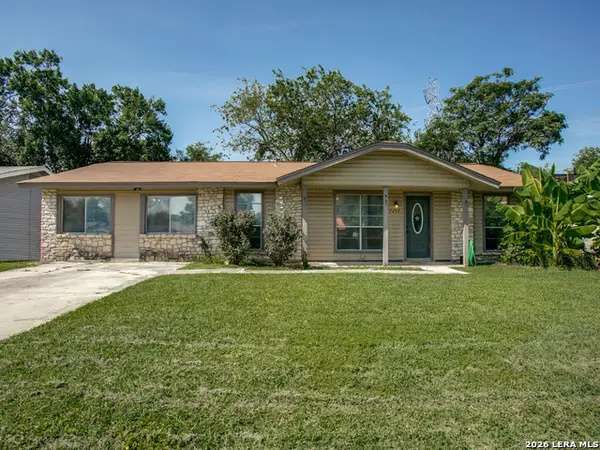 7247 Glen Hl, San Antonio, TX 78239