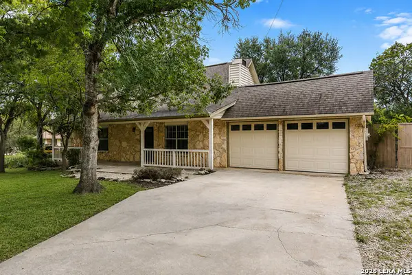 28028 Bonn Mountain St, San Antonio, TX 78260