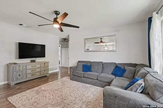 3210 Kirby Dr, Kirby, TX 78219 - #3