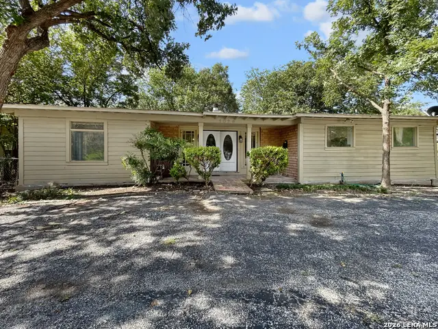 1028 Ivy Ln, Terrell Hills, TX 78209 - #2