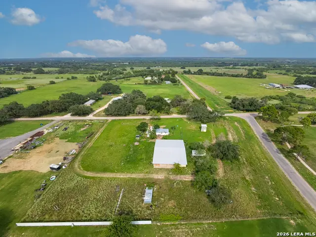 2721 County Road 676, Devine, TX 78016 - #2