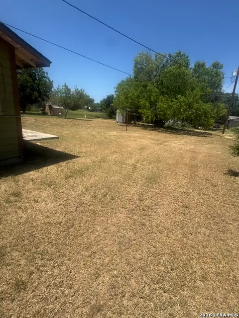 1713 S Pecan, Pearsall, TX 78061 - #3