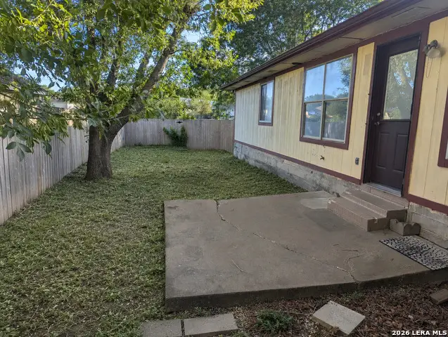 808 Lago Vista St, San Marcos, TX 78666 - #3