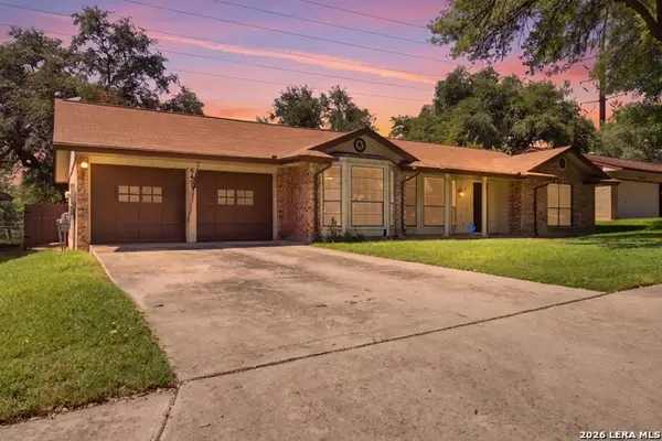6407 Red Jacket Dr, Leon Valley, TX 78238