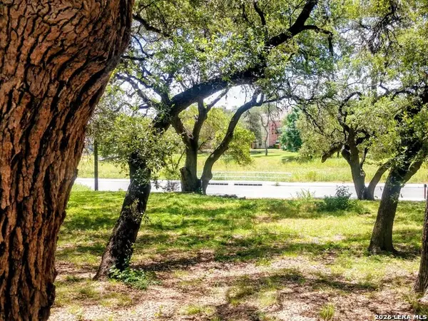100 Krameria, Castle Hills, TX 78213