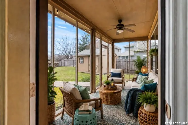 606 Irvin Dr, San Marcos, TX 78666 - #2