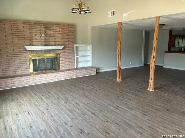 110 Tyler Ave, Sabinal, TX 78881 - #3