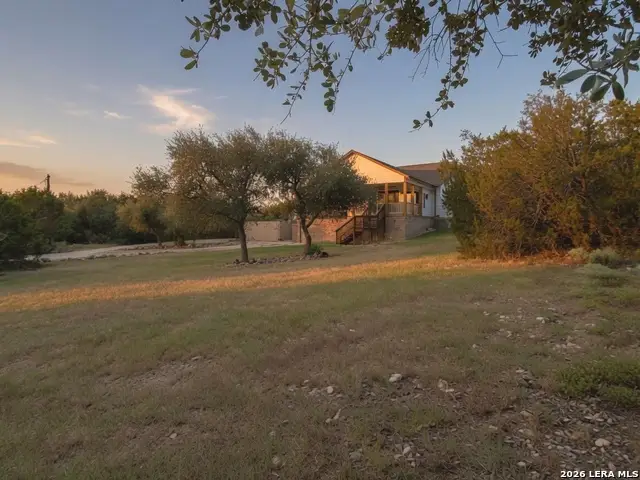 401 Deer Creek Dr, San Marcos, TX 78666 - #2