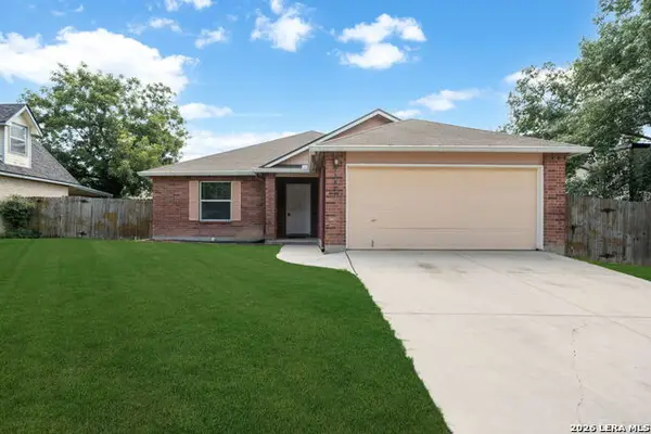 5001 Castle Hill Dr, Cibolo, TX 78108