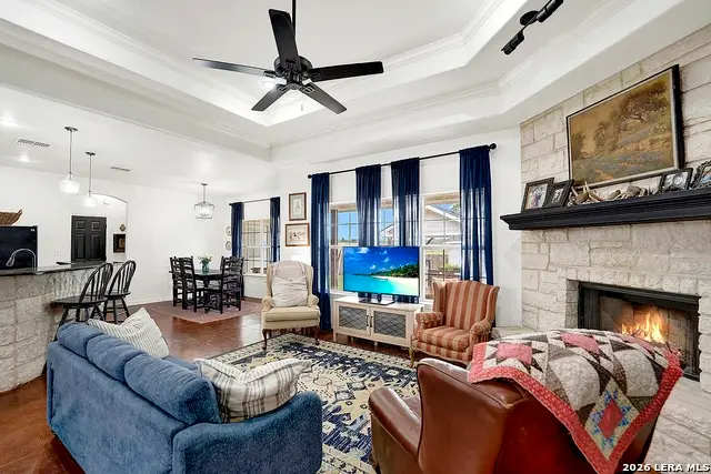 112 Park Way, Poth, TX 78147 - #3