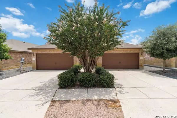 1125/1127 Stanley Way, Seguin, TX 78155