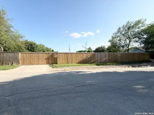 958 Holmgreen Rd, San Antonio, TX 78220 - #1