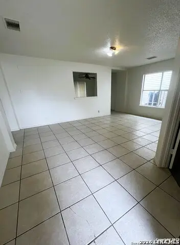 9638 Green Plains Dr, San Antonio, TX 78245 - #2
