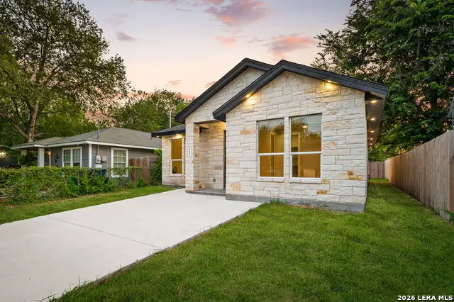 411 Moselle Ave, San Antonio, TX 78237 - #2