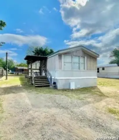1606 The Lane St, Pleasanton, TX 78064 - #1