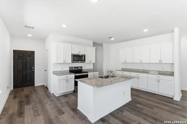 8361 Hamrick Circle, San Antonio, TX 78252 - #3