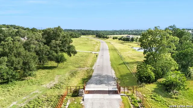225 Doehne Oaks, New Braunfels, TX 78132 - #1