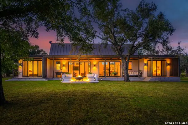 625 Triple Creek Rd, Fredericksburg, TX 78624