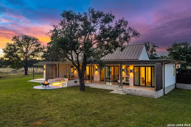 625 Triple Creek Rd, Fredericksburg, TX 78624 - #2