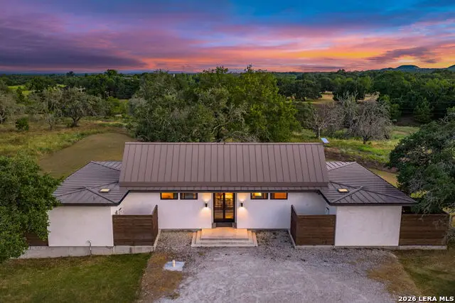 625 Triple Creek Rd, Fredericksburg, TX 78624 - #3