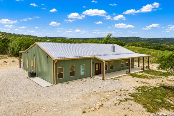 161 Balsly Rd, Center Point, TX 78010