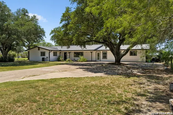 6483 Us Highway 90a E, Gonzales, TX 78629
