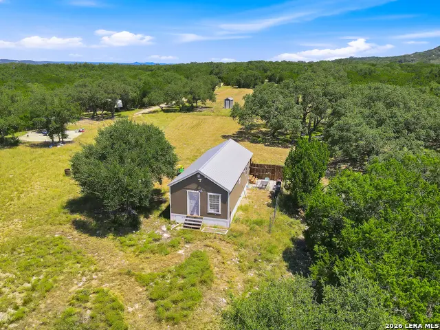 1353 Brushy Creek Dr, Lakehills, TX 78063 - #1