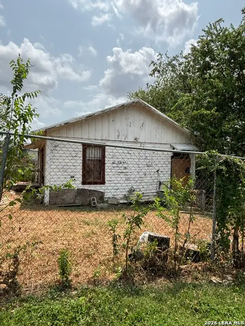326 Sanders St, San Antonio, TX 78203 - #1