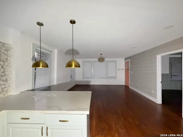 510 E Locust St, San Antonio, TX 78212 - #2