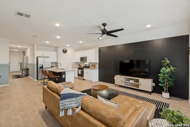 438 Kayden Pt, New Braunfels, TX 78130 - #1