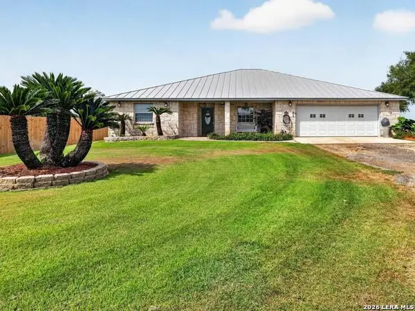 395 Mccaughan Rd, Poteet, TX 78065