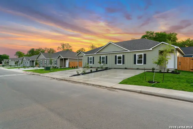 605-607 Hudson, Seguin, TX 78155 - #1