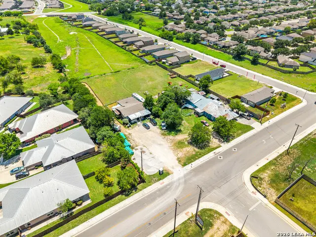 310 Alves Ln, New Braunfels, TX 78130 - #2