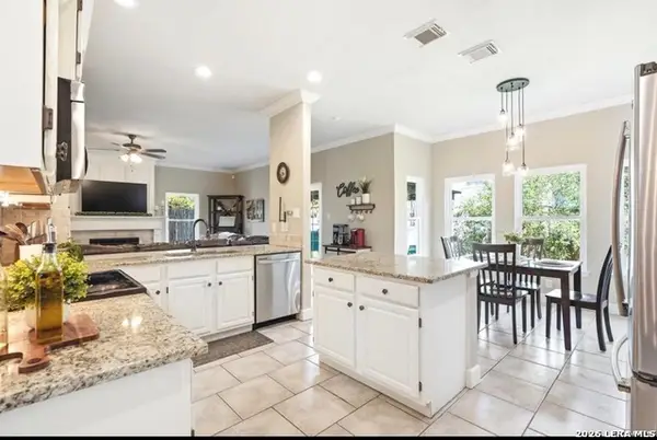 13314 Galicia, Universal City, TX 78148