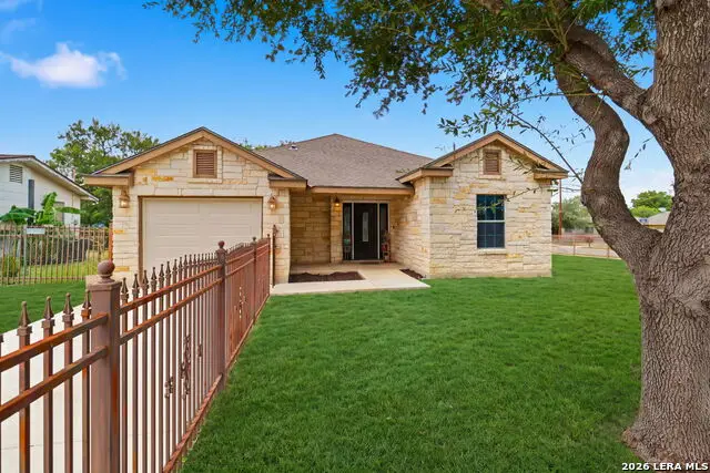 1703 Hunter Blvd, San Antonio, TX 78224 - #2
