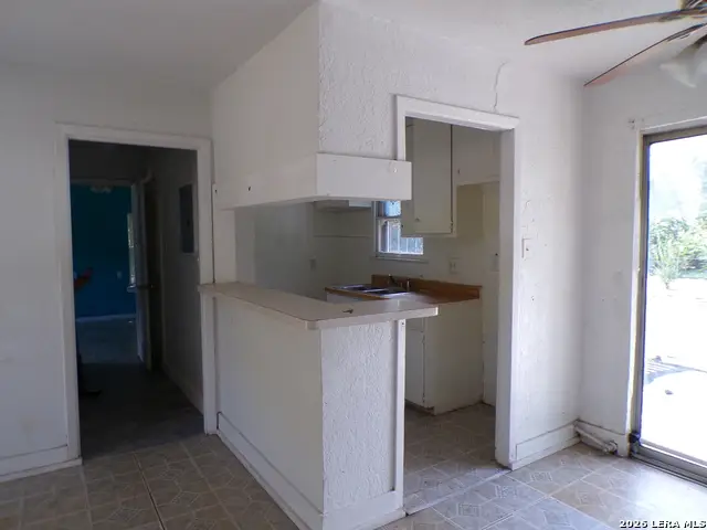 318 Mcdougal, San Antonio, TX 78223 - #3