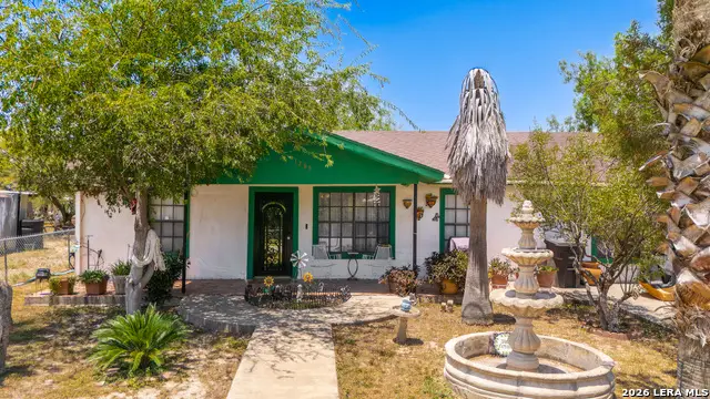 1265 Duffy St, Eagle Pass, TX 78852 - #2