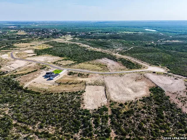 552 Paseo Del Lago, Eagle Pass, TX 78852 - #3